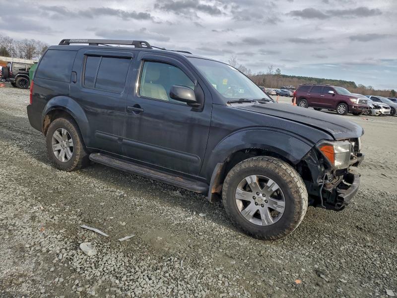 Photo 4 from auction – 2005 NISSAN PATHFINDER with VIN 5N1AR18UX5C764088