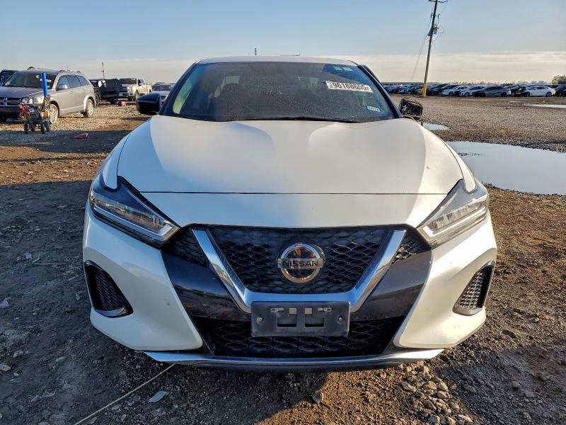 Photo 5 from auction – 2019 NISSAN MAXIMA S with VIN 1N4AA6AV2KC364605