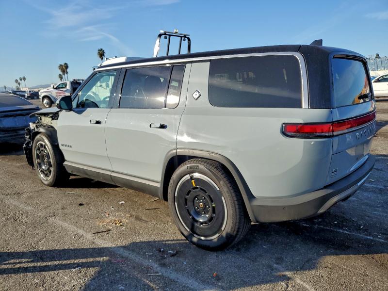 Photo 2 from auction – 2025 RIVIAN R1S ADVENT with VIN 7PDSGBBA8SN049399