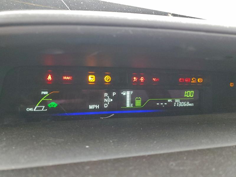 Photo 9 from auction – 2014 TOYOTA PRIUS V with VIN JTDZN3EU0E3310998