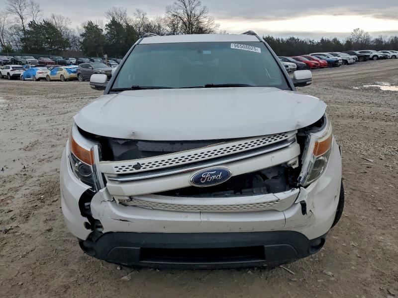 Photo 5 from auction – 2014 FORD EXPLORER L with VIN 1FM5K7F82EGB48537