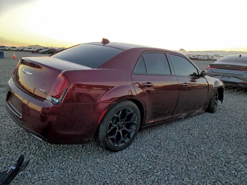 Photo 3 from auction – 2019 CHRYSLER 300 S with VIN 2C3CCABG8KH589791