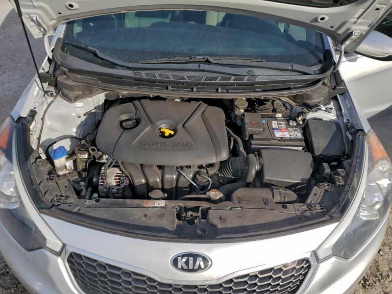 Photo 11 from auction – 2016 KIA FORTE LX with VIN KNAFK4A67G5481437