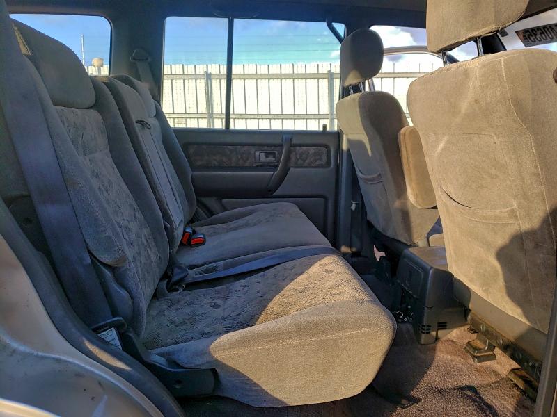 Photo 11 from auction – 2001 ISUZU TROOPER S with VIN JACDJ58X617J00883