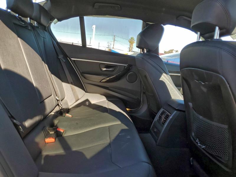 Photo 10 from auction – 2017 BMW 330 I with VIN WBA8B9C3XHK885487