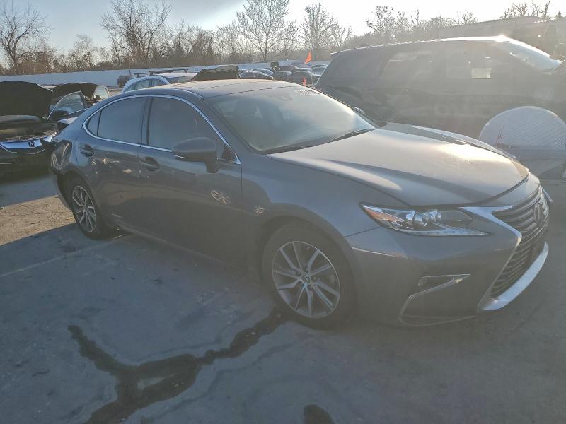 Photo 4 from auction – 2017 LEXUS ES 300H with VIN JTHBW1GG7H2143736