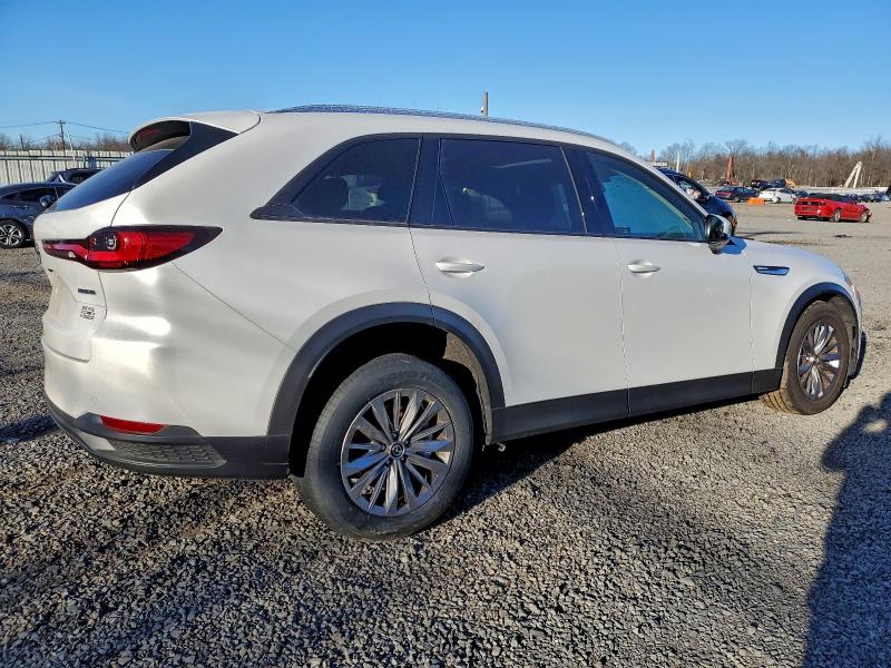 Photo 3 from auction – 2025 MAZDA CX-90 PREF with VIN JM3KKBHD8S1233845