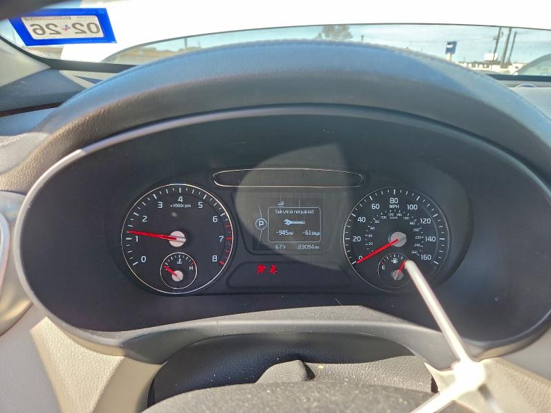 Photo 9 from auction – 2017 KIA SORENTO EX with VIN 5XYPHDA14HG239756