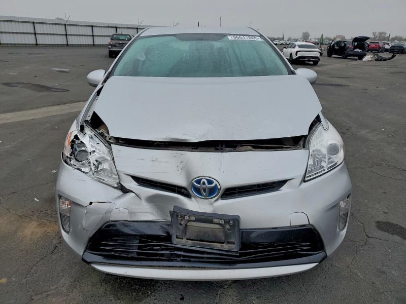 Photo 5 from auction – 2015 TOYOTA PRIUS with VIN JTDKN3DU3F1984885