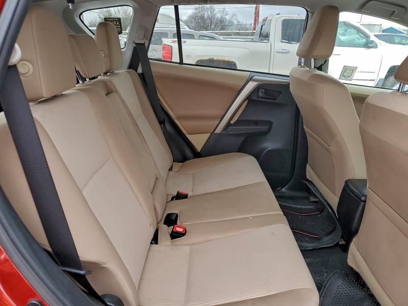 Photo 11 from auction – 2013 TOYOTA RAV4 LE with VIN 2T3BFREV4DW026246