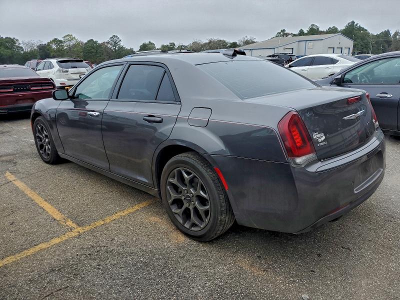 Photo 2 from auction – 2015 CHRYSLER 300 S with VIN 2C3CCAGG0FH909068