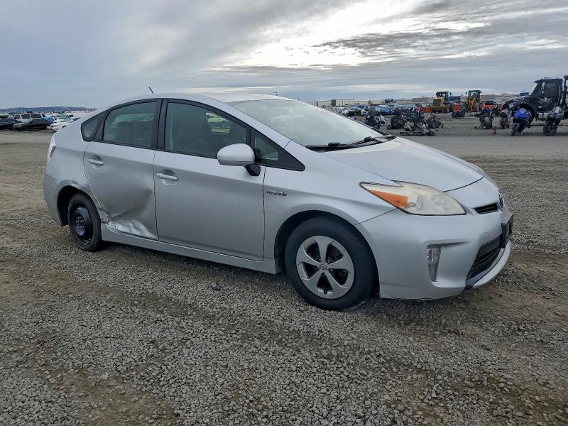 Photo 4 from auction – 2012 TOYOTA PRIUS with VIN JTDKN3DU1C5490531