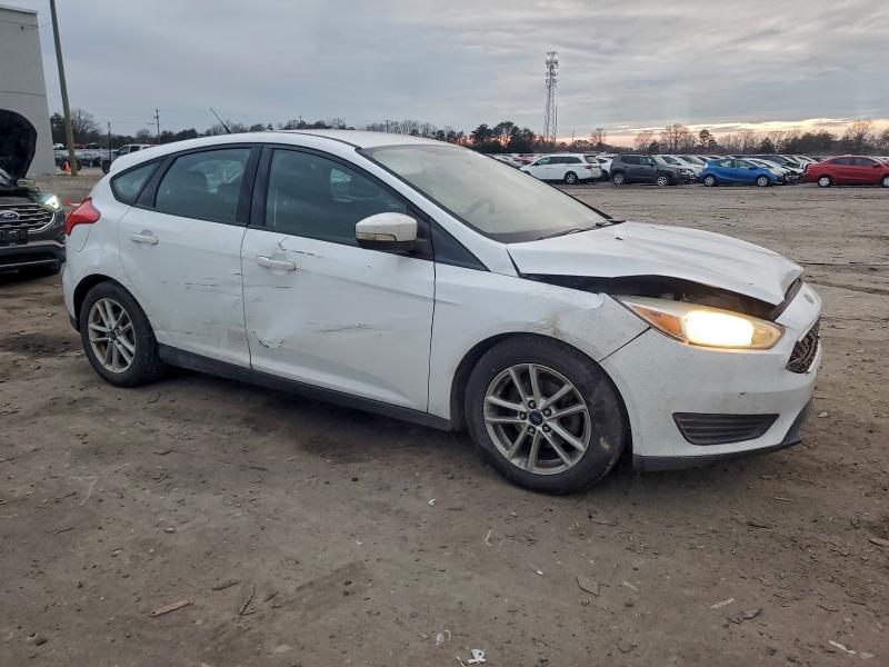 Photo 4 from auction – 2015 FORD FOCUS SE with VIN 1FADP3K27FL222805