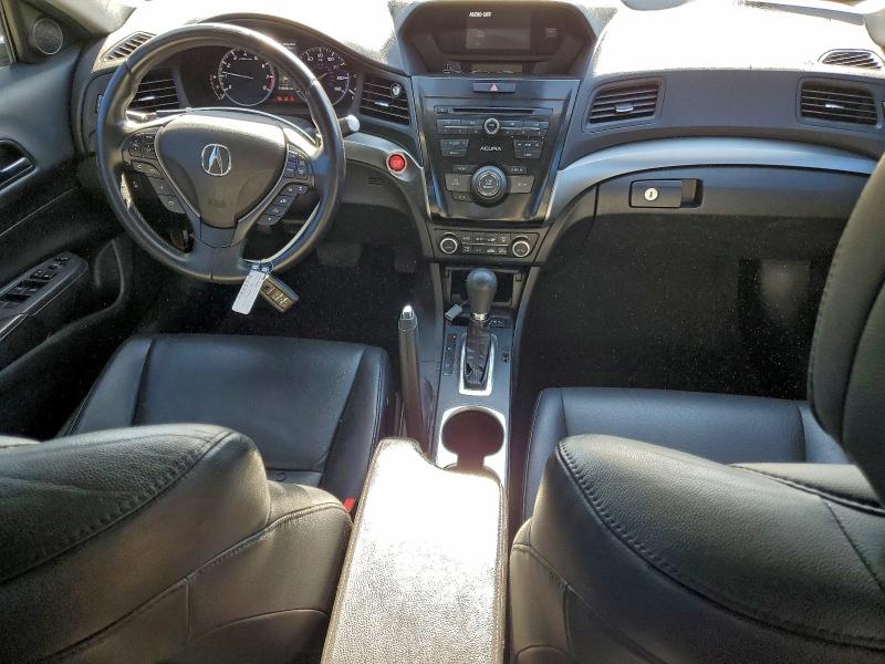 Photo 8 from auction – 2016 ACURA ILX BASE W with VIN 19UDE2F32GA013497