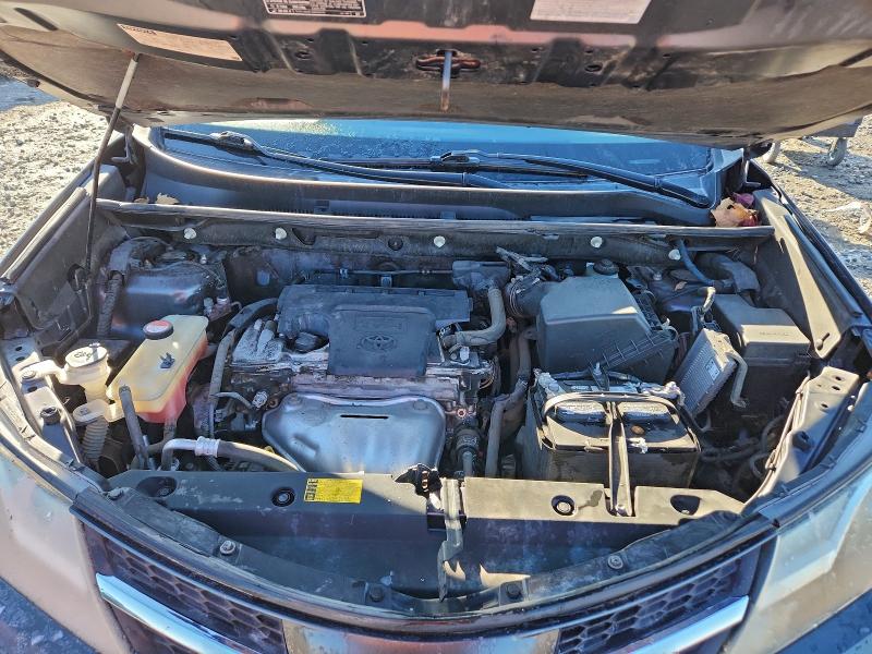 Photo 11 from auction – 2014 TOYOTA RAV4 LE with VIN JTMBFREV2ED084287