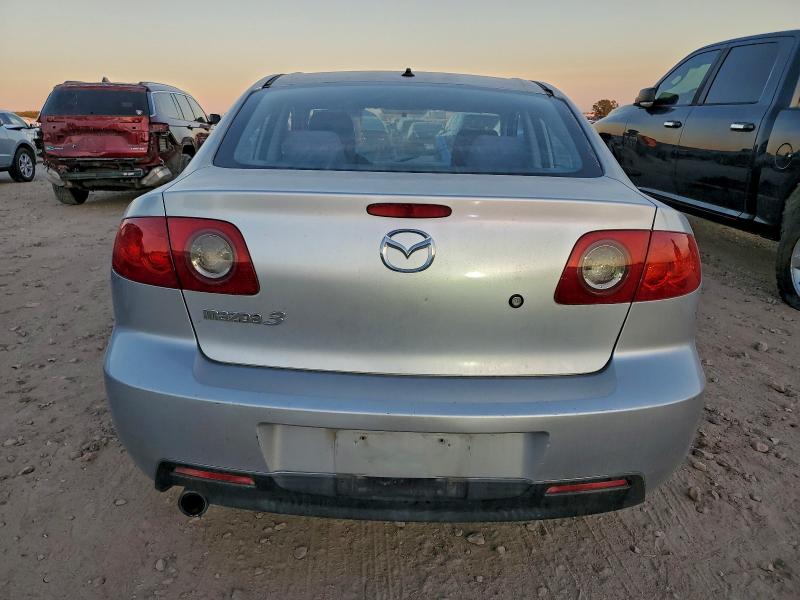 Photo 6 from auction – 2006 MAZDA 3 I with VIN JM1BK12FX61521062