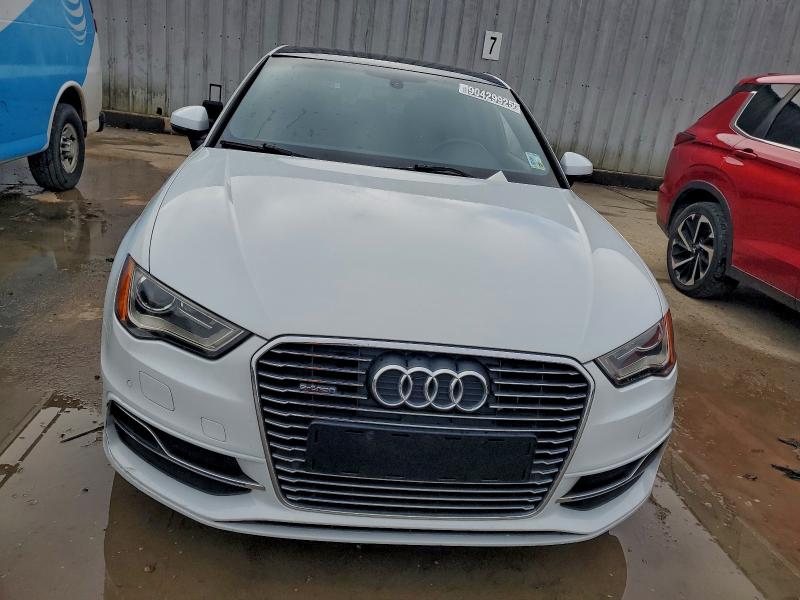 Photo 5 from auction – 2016 AUDI A3 E-TRON with VIN WAUUPBFF0GA136618