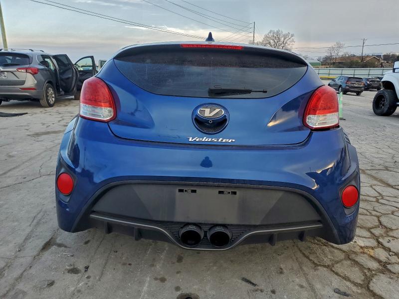 Photo 6 from auction – 2016 HYUNDAI VELOSTER T with VIN KMHTC6AE8GU256323