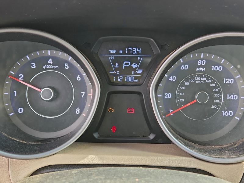 Photo 9 from auction – 2016 HYUNDAI ELANTRA SE with VIN 5NPDH4AE6GH705247