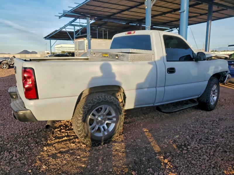 Photo 3 from auction – 2007 CHEVROLET SILVERADO with VIN 1GCEK14X67Z137690