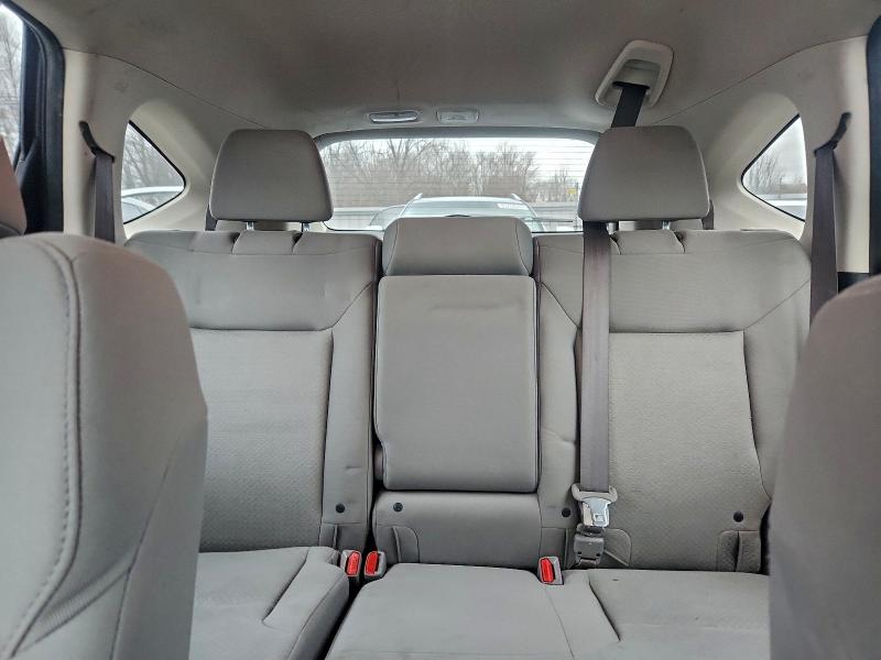 Photo 10 from auction – 2015 HONDA CR-V LX with VIN 2HKRM4H35FH606326
