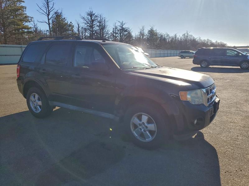 Photo 4 from auction – 2010 FORD ESCAPE XLT with VIN 1FMCU9D75AKC22547
