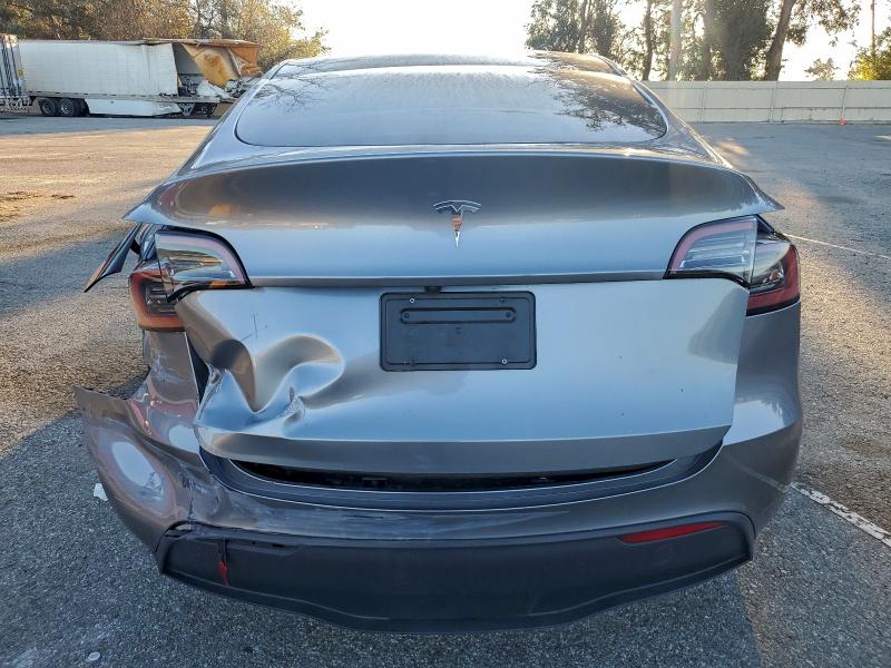 Photo 6 from auction – 2025 TESLA MODEL Y with VIN 7SAYGDEDXSF313677
