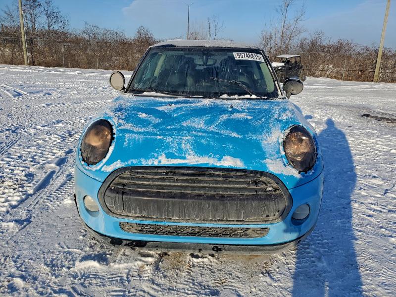 Photo 5 from auction – 2016 MINI COOPER with VIN WMWXP5C55G2D15731