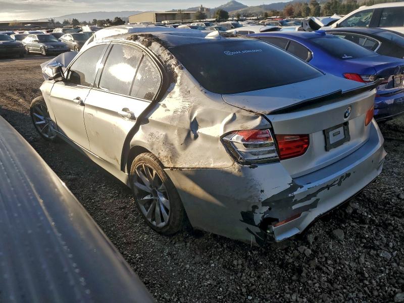 Photo 2 from auction – 2013 BMW 328 I with VIN WBA3A5C55DF602391