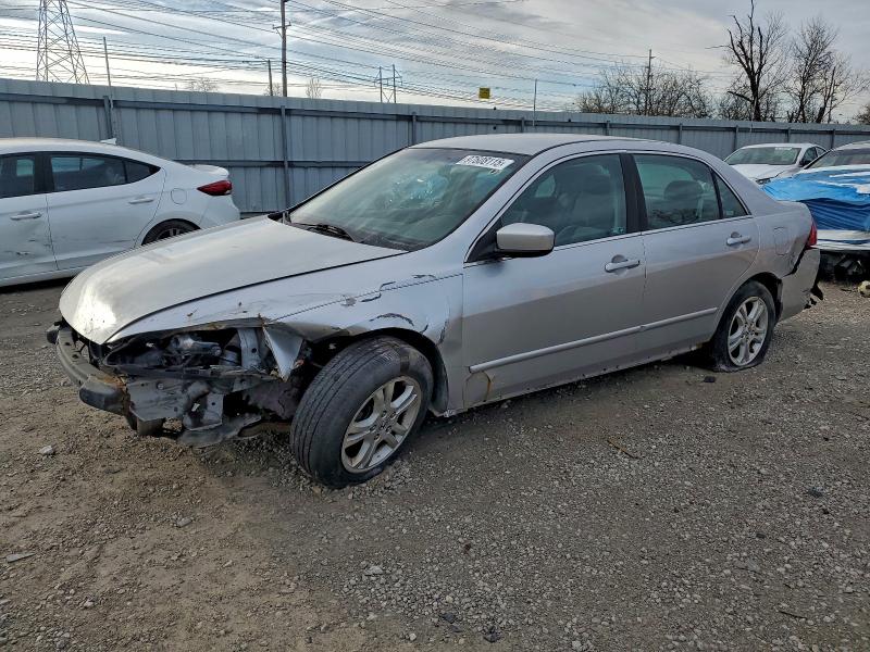 HONDA ACCORD SE 2007 with VIN JHMCM56317C024671 - Photo from auction