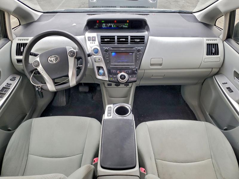 Photo 8 from auction – 2014 TOYOTA PRIUS V with VIN JTDZN3EU2E3308251