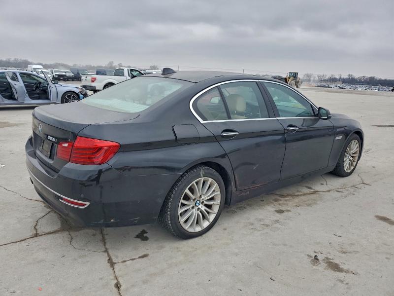 Photo 3 from auction – 2014 BMW 528 XI with VIN WBA5A7C58ED219479