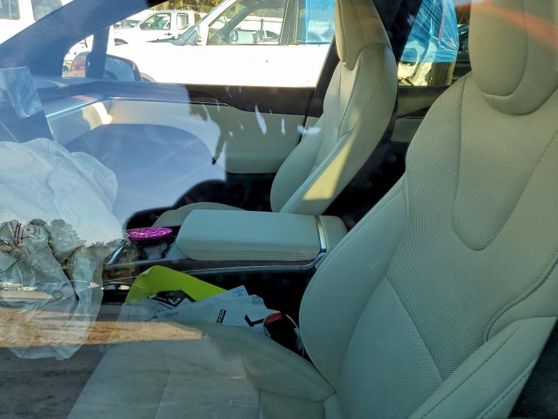 Photo 7 from auction – 2024 TESLA MODEL X with VIN 7SAXCAE50RF447106