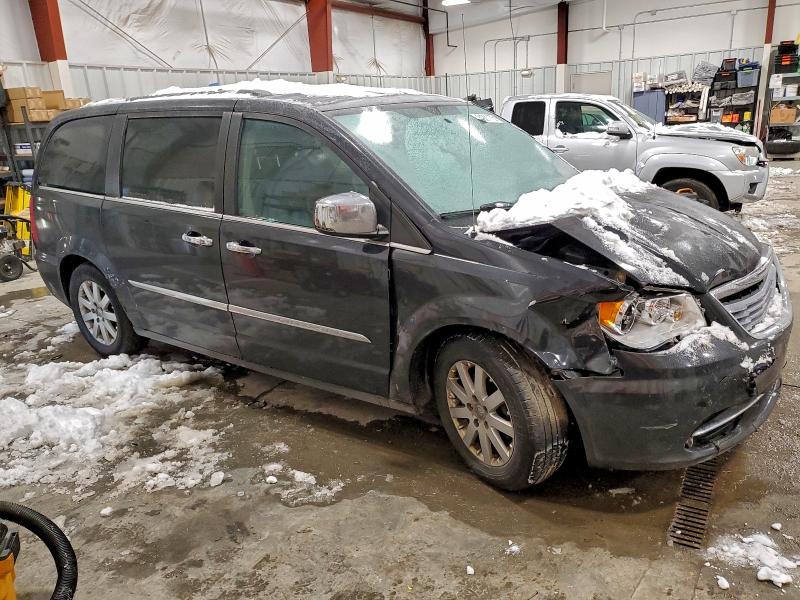 Photo 4 from auction – 2011 CHRYSLER TOWN & COU with VIN 2A4RR8DG4BR714090