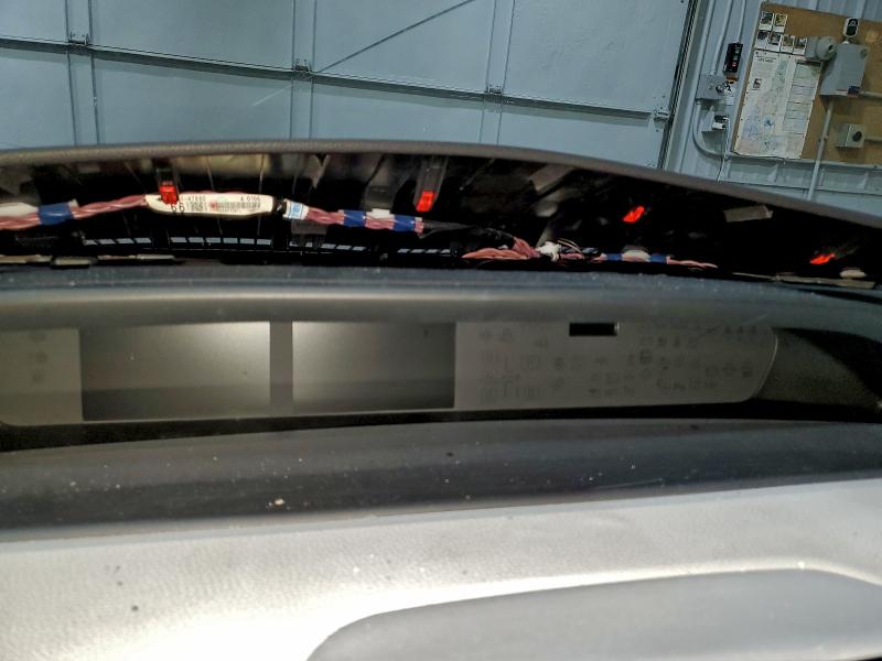 Photo 9 from auction – 2019 TOYOTA PRIUS with VIN JTDKARFU7K3100456