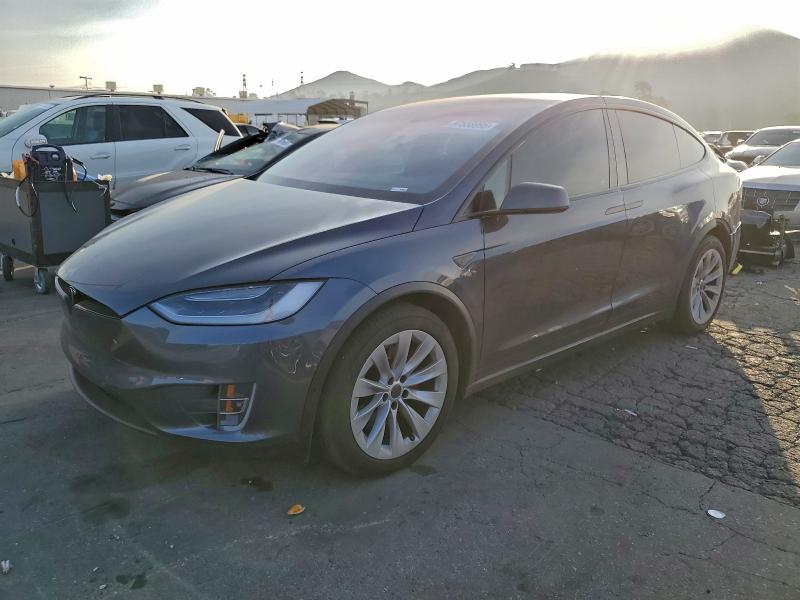 TESLA MODEL X 2016 with VIN 5YJXCBE27GF004523 - Photo from auction
