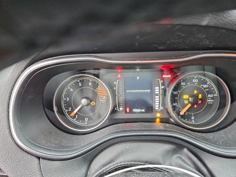 Photo 9 from auction – 2019 JEEP CHEROKEE L with VIN 1C4PJMLX1KD398312