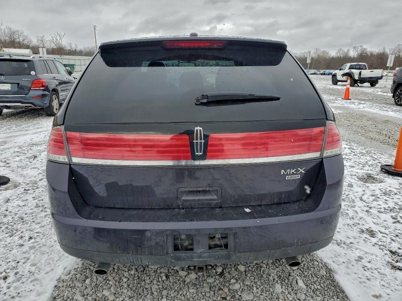 Photo 6 from auction – 2007 LINCOLN MKX with VIN 2LMDU88C87BJ28630