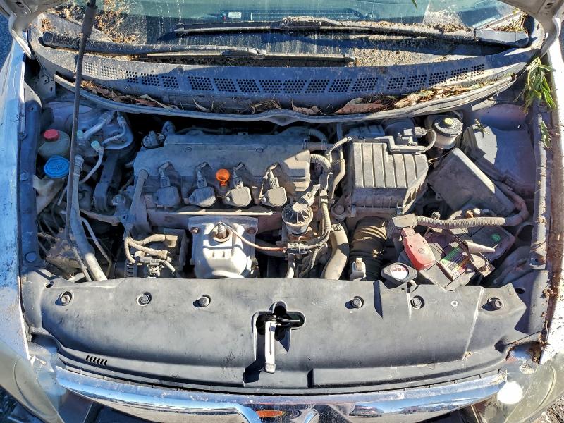 Photo 11 from auction – 2011 HONDA CIVIC LX with VIN 19XFA1F50BE049841