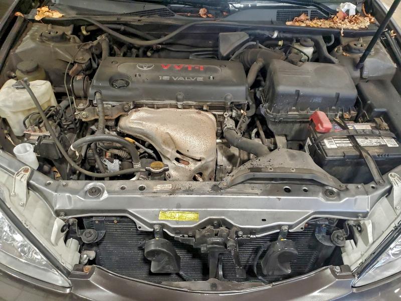 Photo 11 from auction – 2004 TOYOTA CAMRY LE with VIN 4T1BE32K64U885437