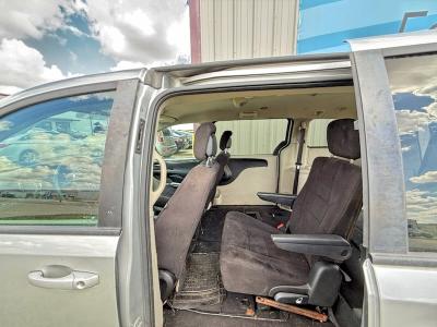 Photo 9 from auction – 2011 DODGE GRAND CARA with VIN 2D4RN3DG0BR639525