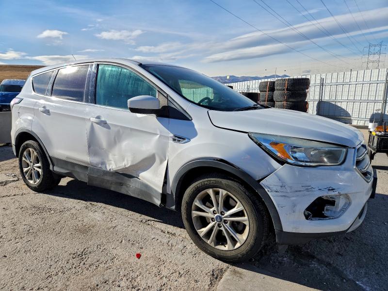 Photo 4 from auction – 2017 FORD ESCAPE with VIN 1FMCU9GD8HUC01434