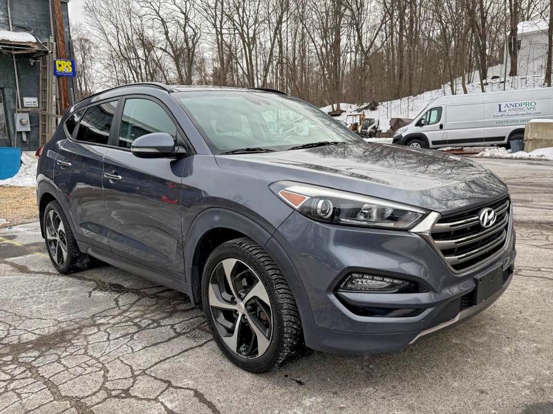 HYUNDAI TUCSON LIM 2016 with VIN KM8J3CA21GU120790 - Photo from auction