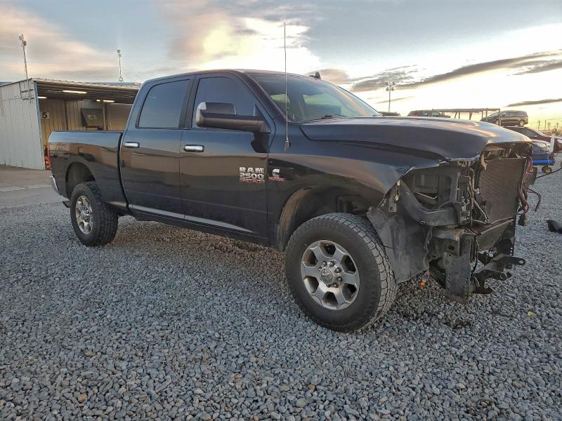 Photo 4 from auction – 2016 RAM 2500 SLT with VIN 3C6UR5DL5GG269116
