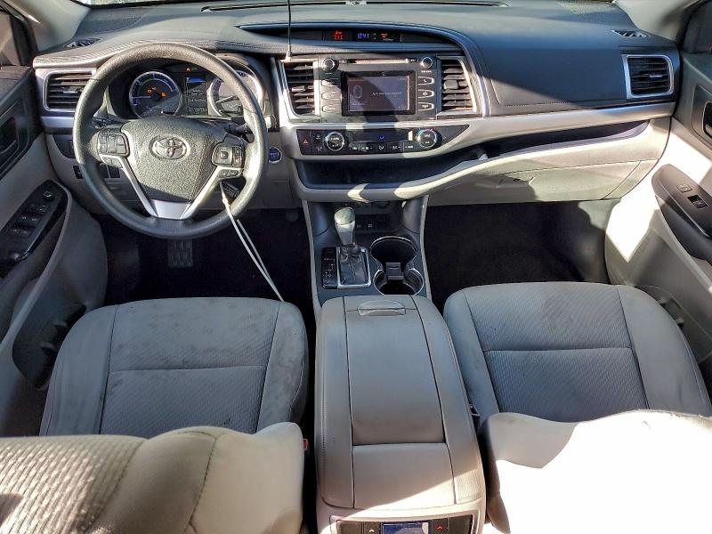 Zdjęcie 8 z aukcji – 2019 TOYOTA HIGHLANDER z VIN 5TDBGRFH5KS057266