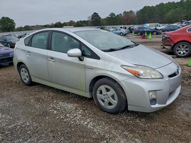 Photo 4 from auction – 2010 TOYOTA PRIUS with VIN JTDKN3DU4A0051690