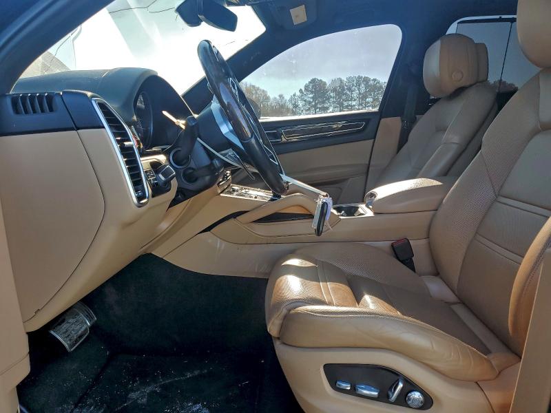 Photo 7 from auction – 2019 PORSCHE CAYENNE S with VIN WP1AB2AY9KDA65745