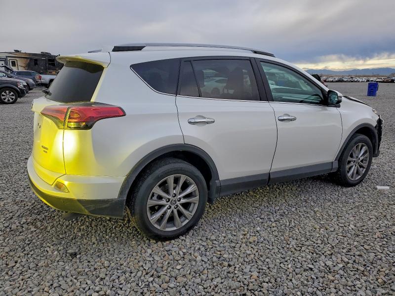 Photo 3 from auction – 2017 TOYOTA RAV4 with VIN 2T3DFREV2HW552485