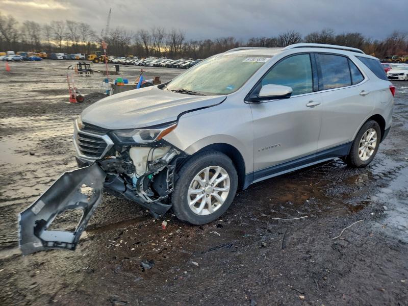 CHEVROLET EQUINOX LT 2018 with VIN 2GNAXSEV4J6214425 - Photo from auction