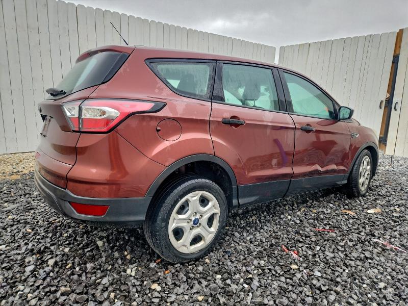 Photo 3 from auction – 2018 FORD ESCAPE S with VIN 1FMCU0F71JUA16719